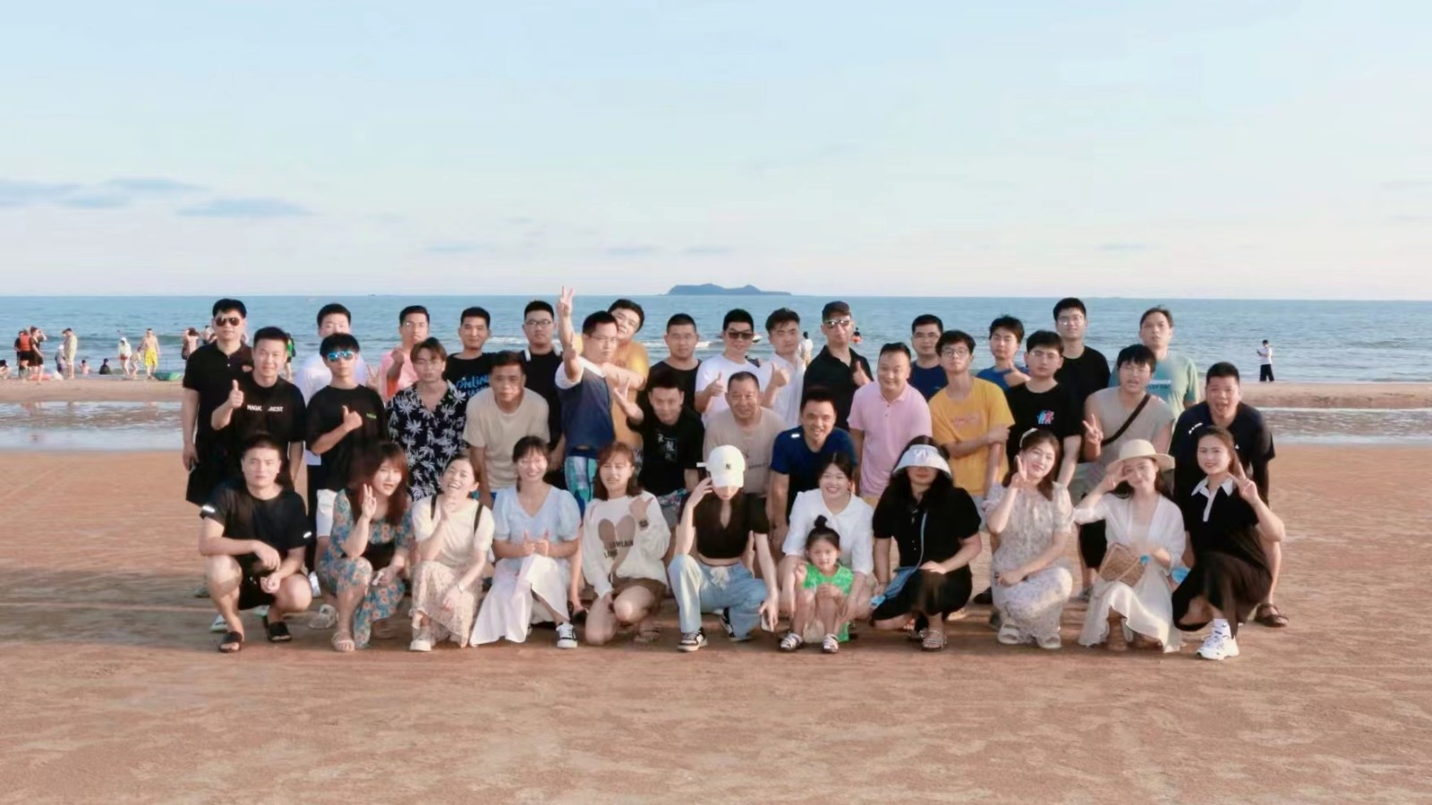 1659926109336037.jpg 團(tuán)建1.jpg